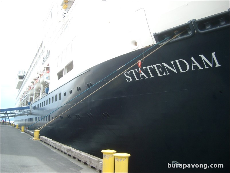 The ms Statendam (Holland America) docked at Seward.