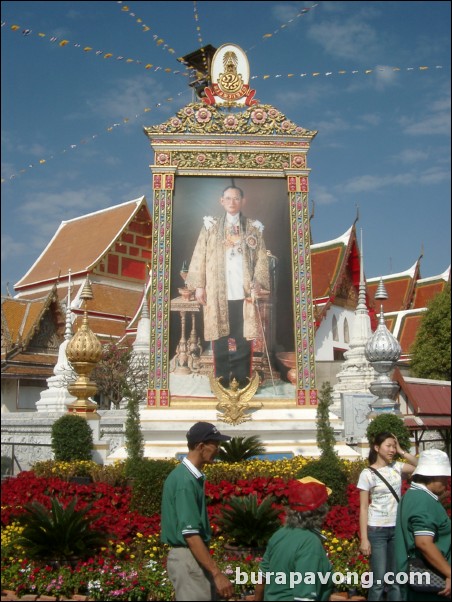 King Rama IX, the current king of Thailand. Wat Phananchoeng.