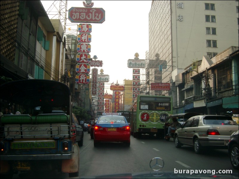 Yaowarat Road, the main street of Bangkok's Chinatown.