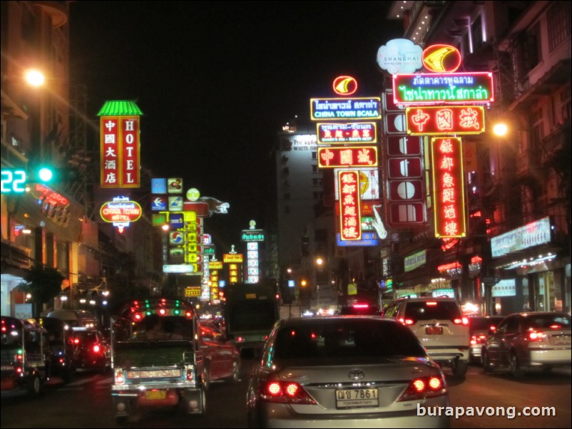 Night market at Yaowarat - Bangkok's Chinatown.