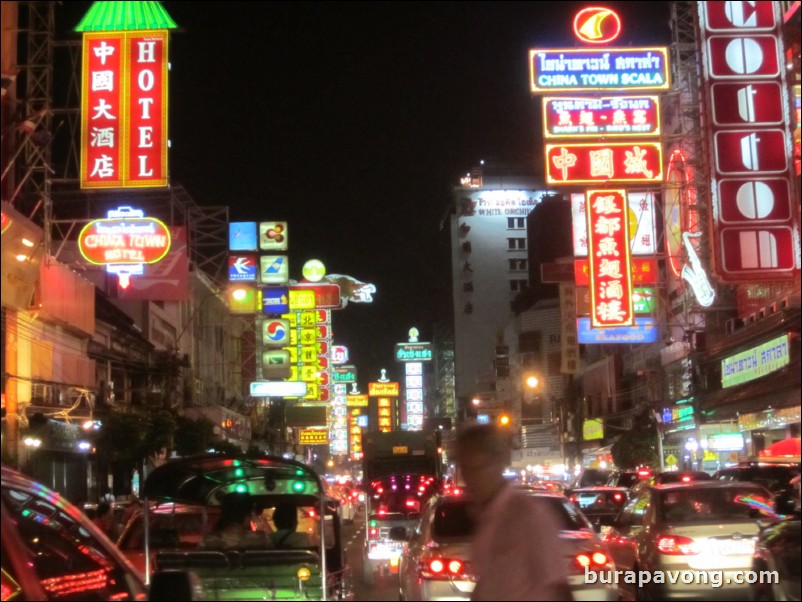 Night market at Yaowarat - Bangkok's Chinatown.