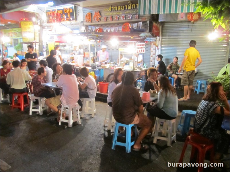 Night market at Yaowarat - Bangkok's Chinatown.