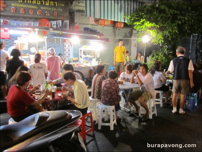 Night market at Yaowarat - Bangkok's Chinatown.
