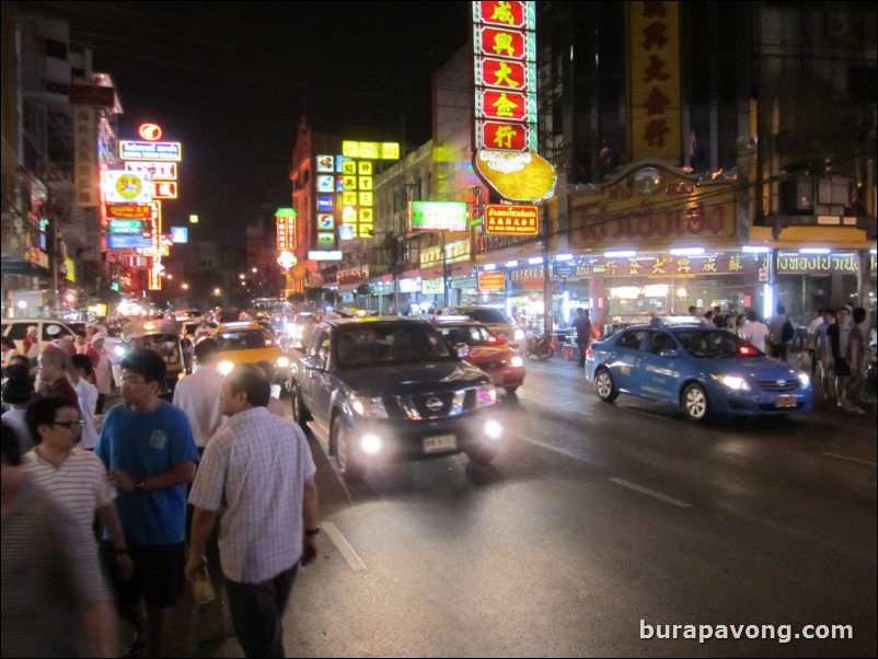 Night market at Yaowarat - Bangkok's Chinatown.