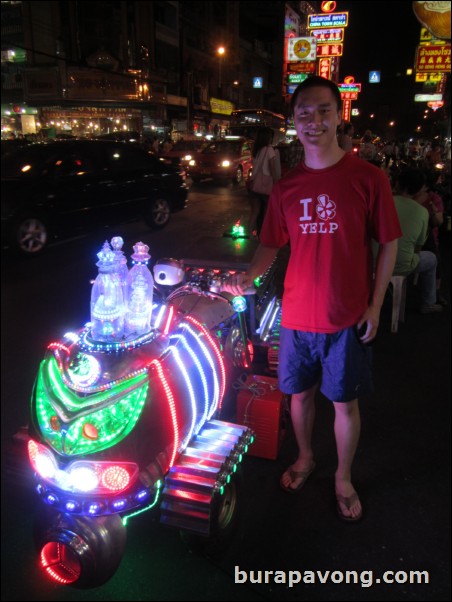 Night market at Yaowarat - Bangkok's Chinatown.