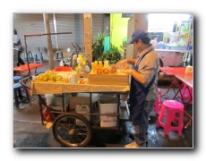 Night market at Yaowarat - Bangkok's Chinatown.