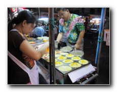 Night market at Yaowarat - Bangkok's Chinatown.