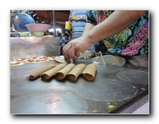 Night market at Yaowarat - Bangkok's Chinatown.