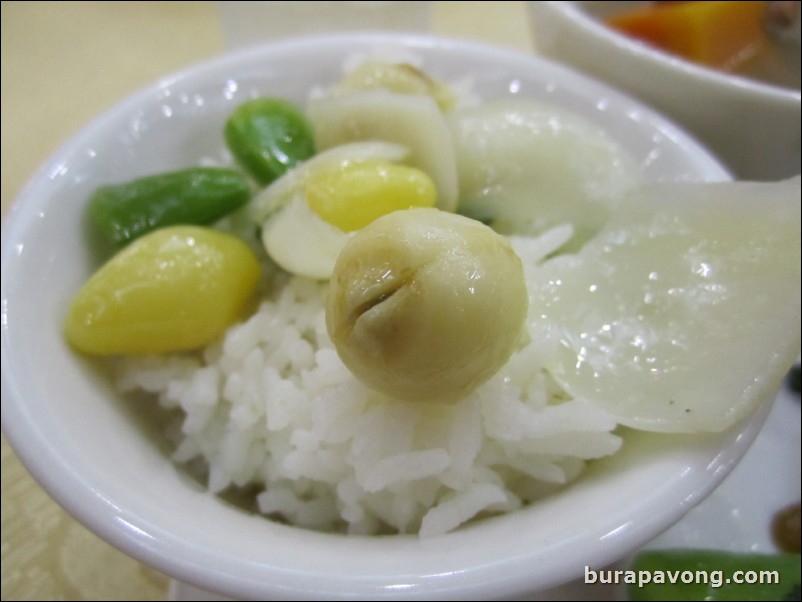 Restaurant Jin Long at Guangzhou airport.