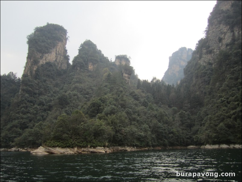 Baofeng Lake.