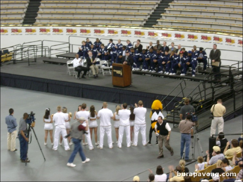 Georgia Tech basketball team return the following day from national championship game.