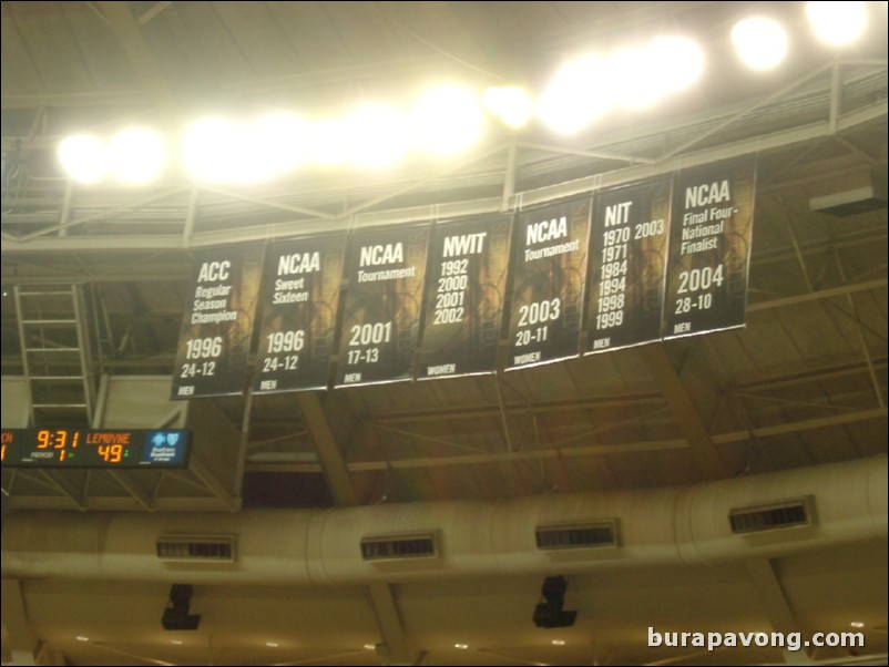 No. 3 Georgia Tech vs. LeMoyne, 11/14/04 (exhibition). New banners.