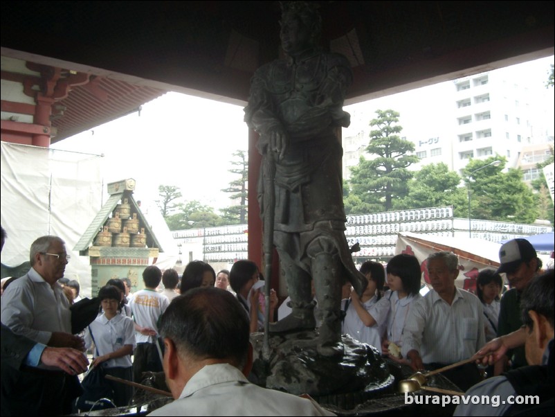 Senso-ji.