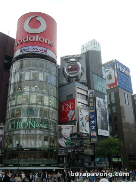 Sunday afternoon in Ginza.