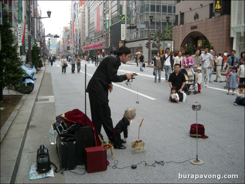 Sunday afternoon in Ginza.