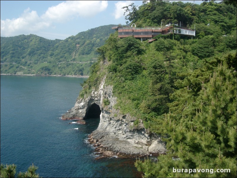 Nishikigaura coastline and gardens of Hotel New Akao Royal Wing, Atami.