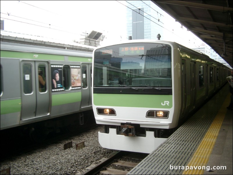 JR train, Tokyo Station.