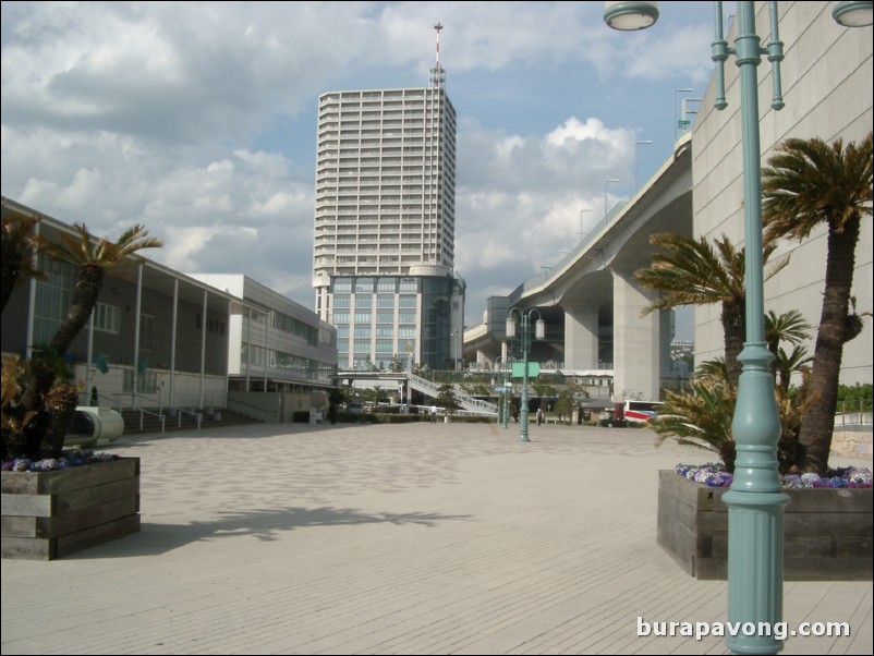 Area around Akashi-Kaikyo Bridge.