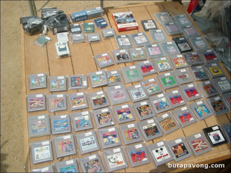 Old Game Boy games at flea market in Rinku Town.