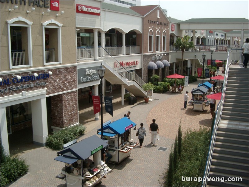 Rinku Premium Outlets.