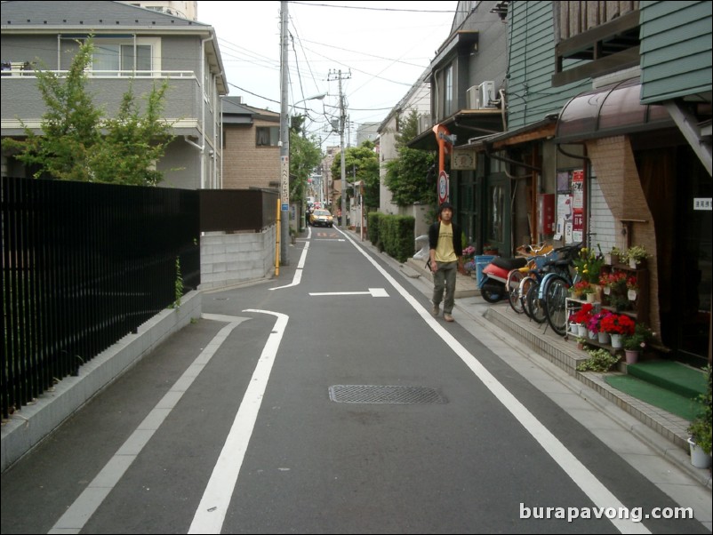 A small street outside Ueno-koen (Ueno Park).