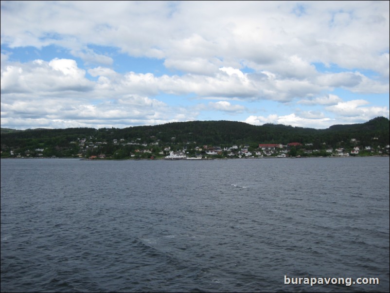 Sailing into Oslo.