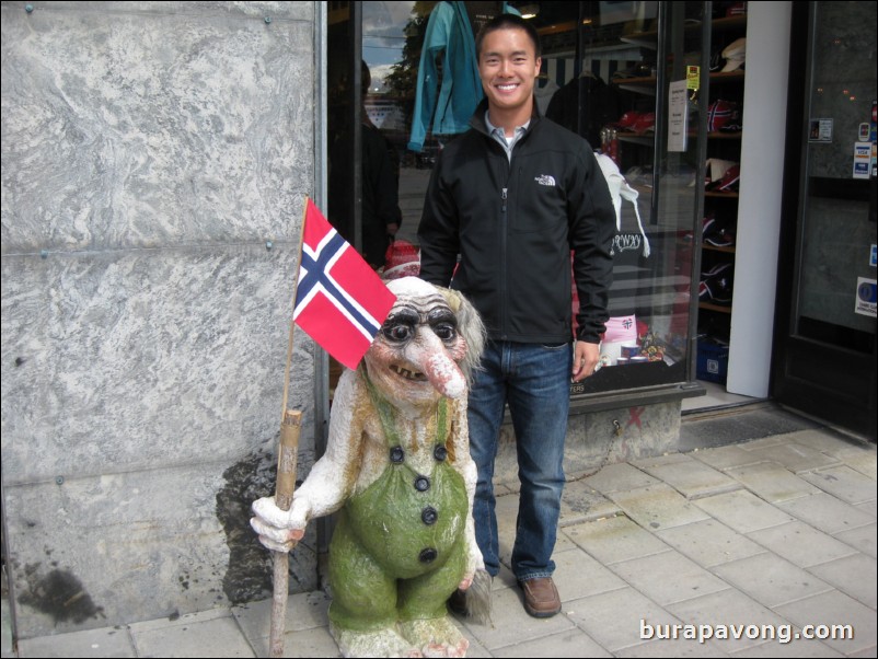 Headed towards Karl Johans gate, the main street of Oslo.