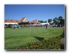 Atlanta Athletic Club clubhouse and practice putting green.