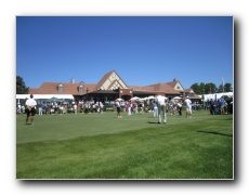 Practice putting green.