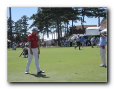 Practice putting green.