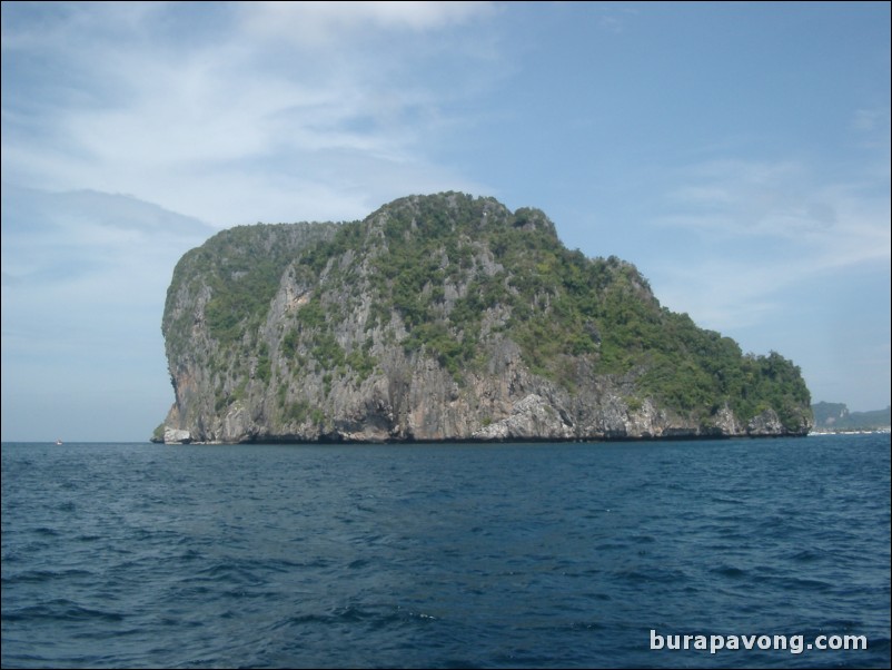 Island hopping around Phi Phi Island.