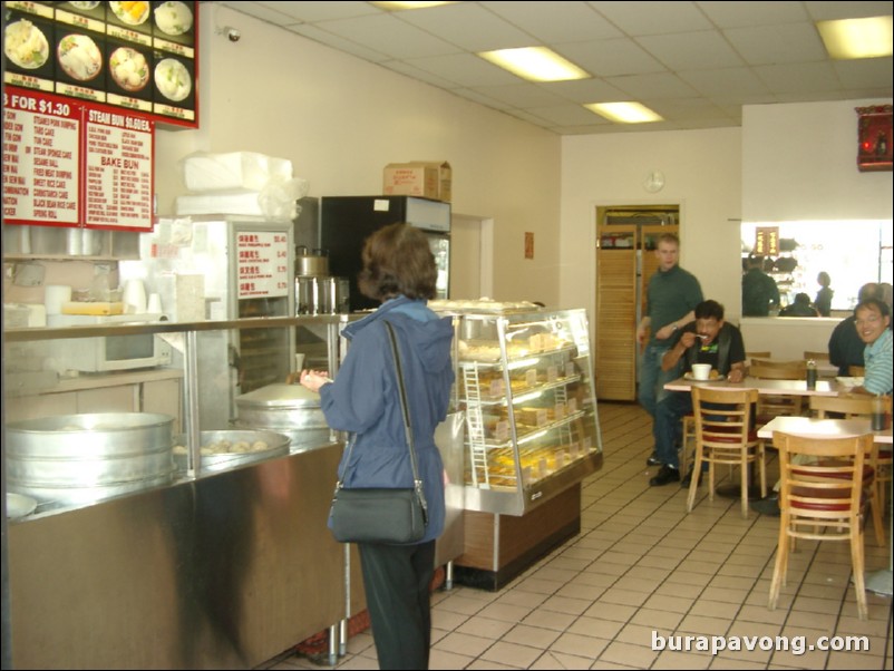 Wing Lee Bakery on Clement. Good dim sum.