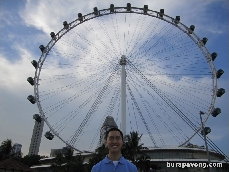 Singapore Flyer.