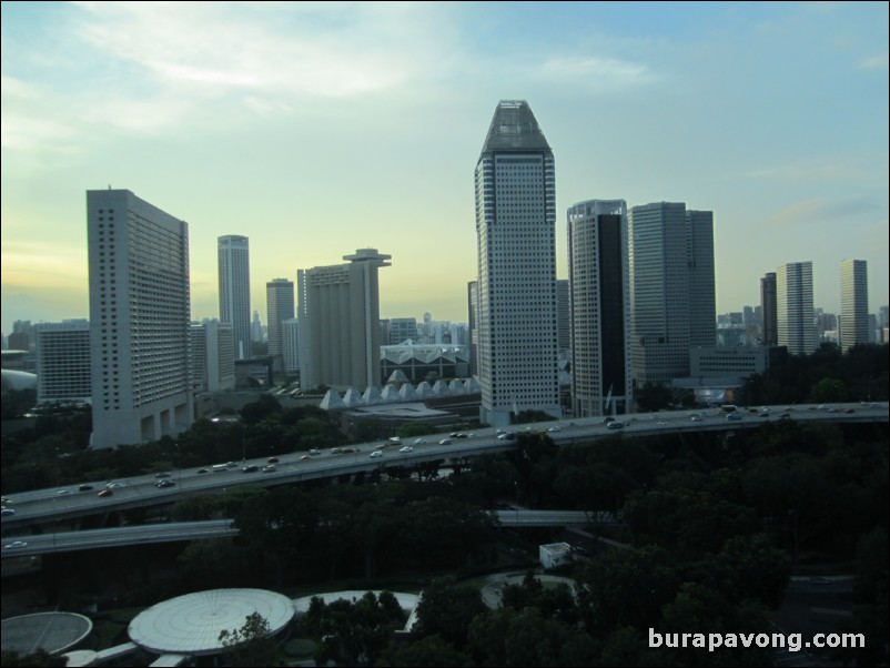 Singapore Flyer.