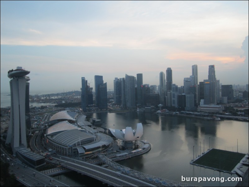 Singapore Flyer.