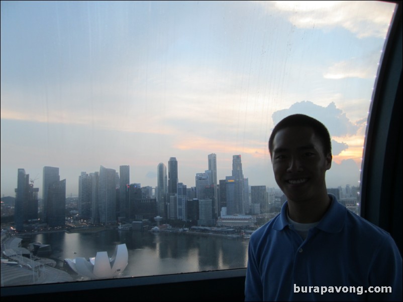 Singapore Flyer.