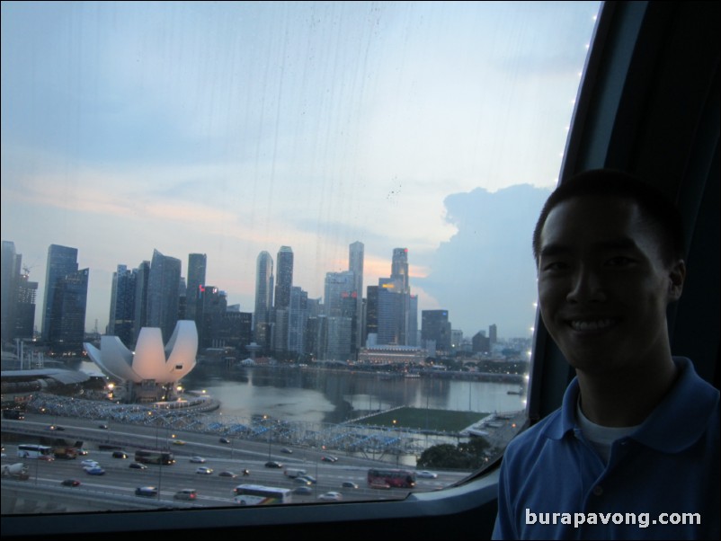 Singapore Flyer.