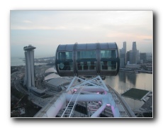 Singapore Flyer.